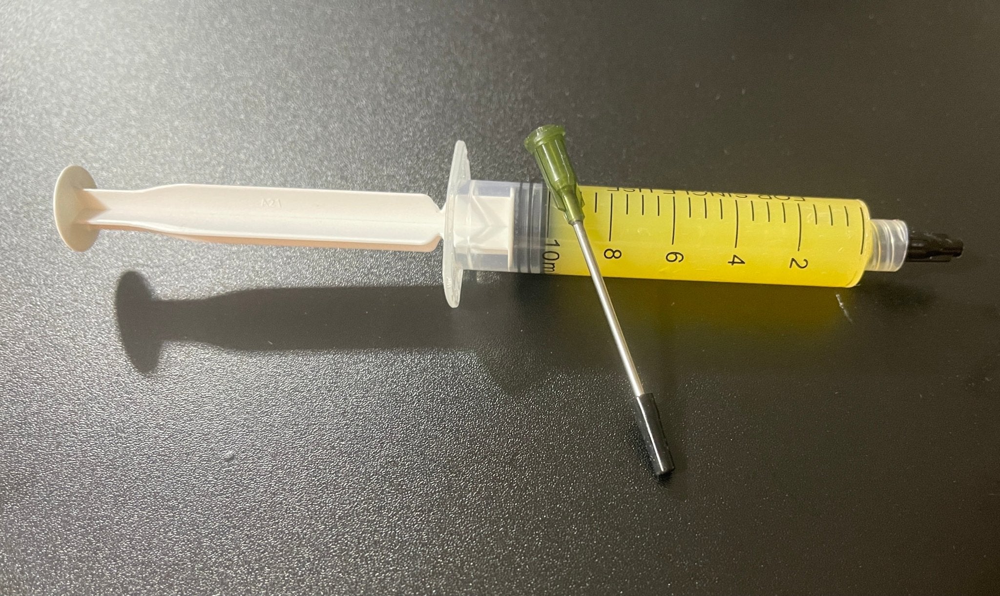 Mobil Mobilux EP2 10ml filled syringe with blunt tips - West3D Printing - Husker91