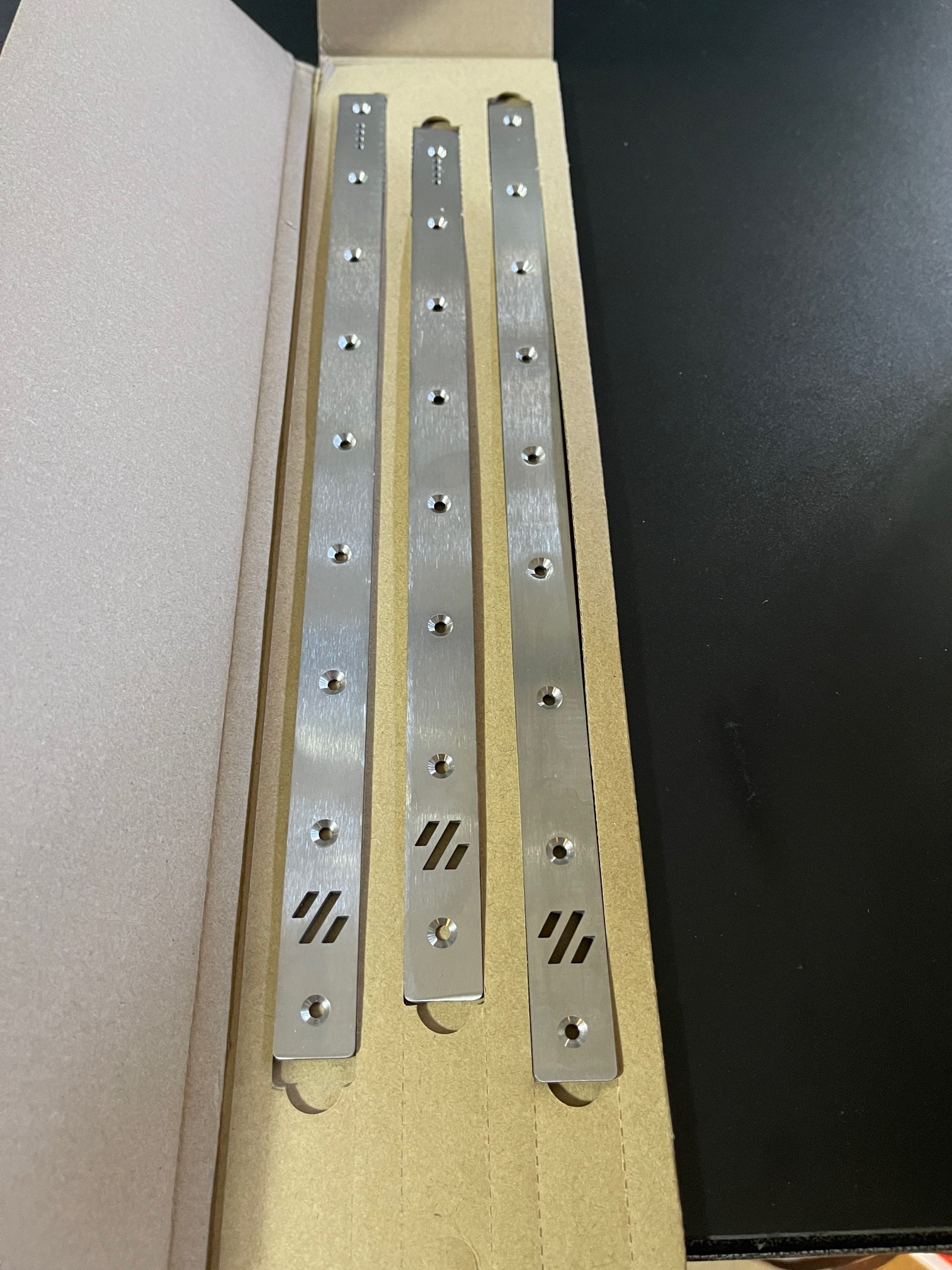 Titanium Backers for Voron 2.4/Trident with screws 3-Pack - West3D Printing - Lightweight Labware