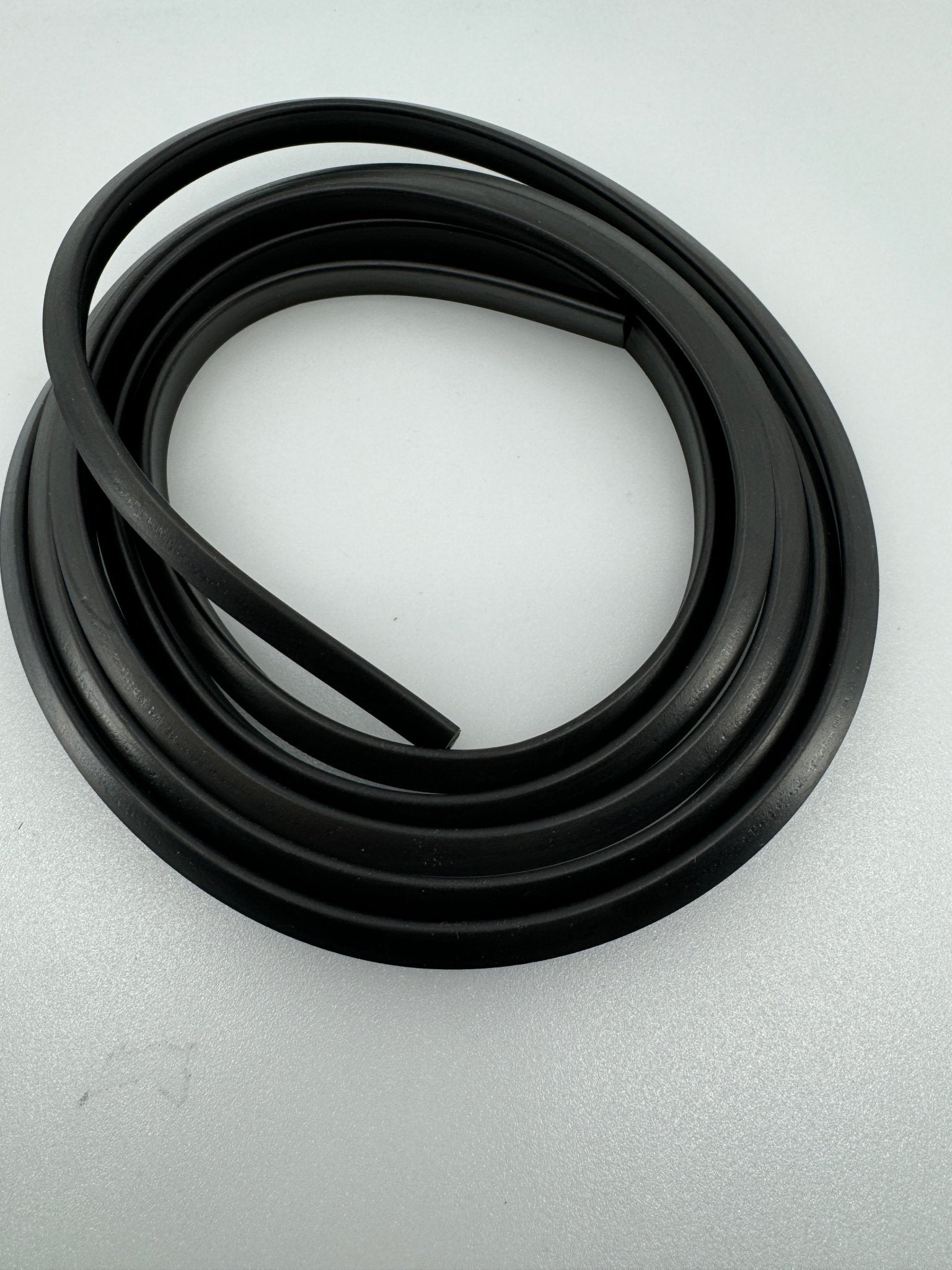 Clicky Clack Door Panel Retainer (2 meter) - Rubber Seal for CCD Trident / 2.4 and 2020 Extrusions - West3D 3D Printing Supplies - LDO Motors
